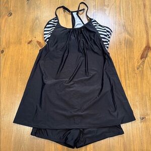 Striped black & white bra tank with solid black boy swim shorts bottoms NWOT